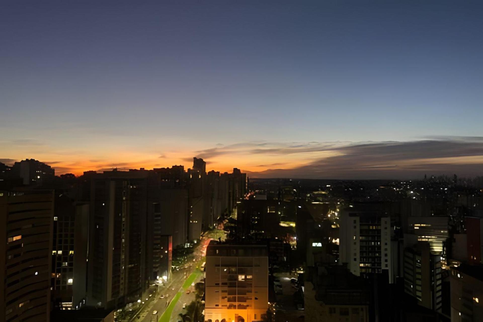 Lifespace Curitiba - Apartamentos Urooms Eksteriør billede