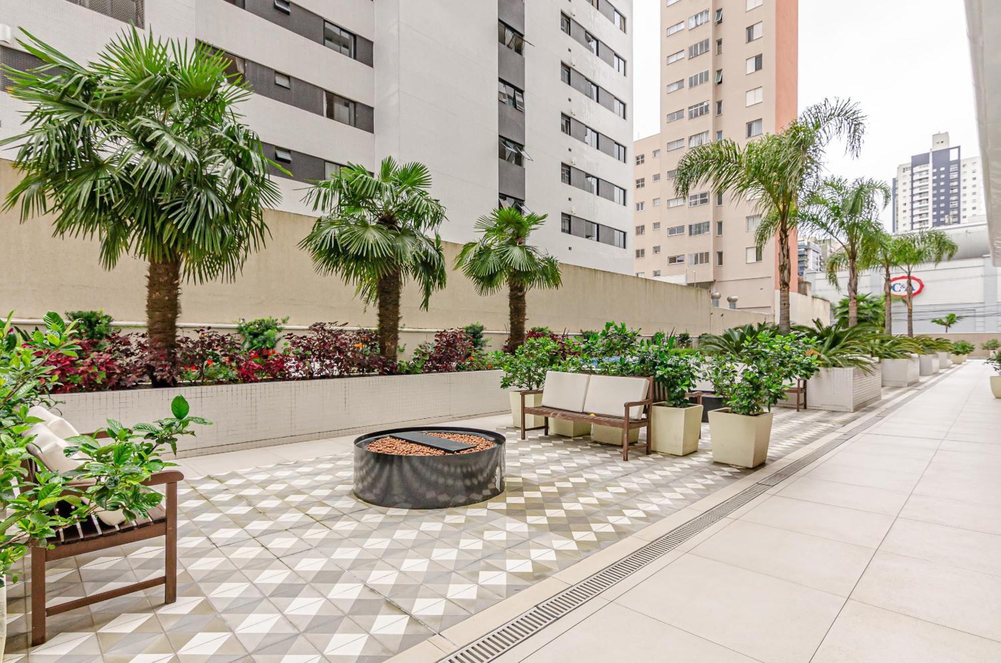 Lifespace Curitiba - Apartamentos Urooms Eksteriør billede