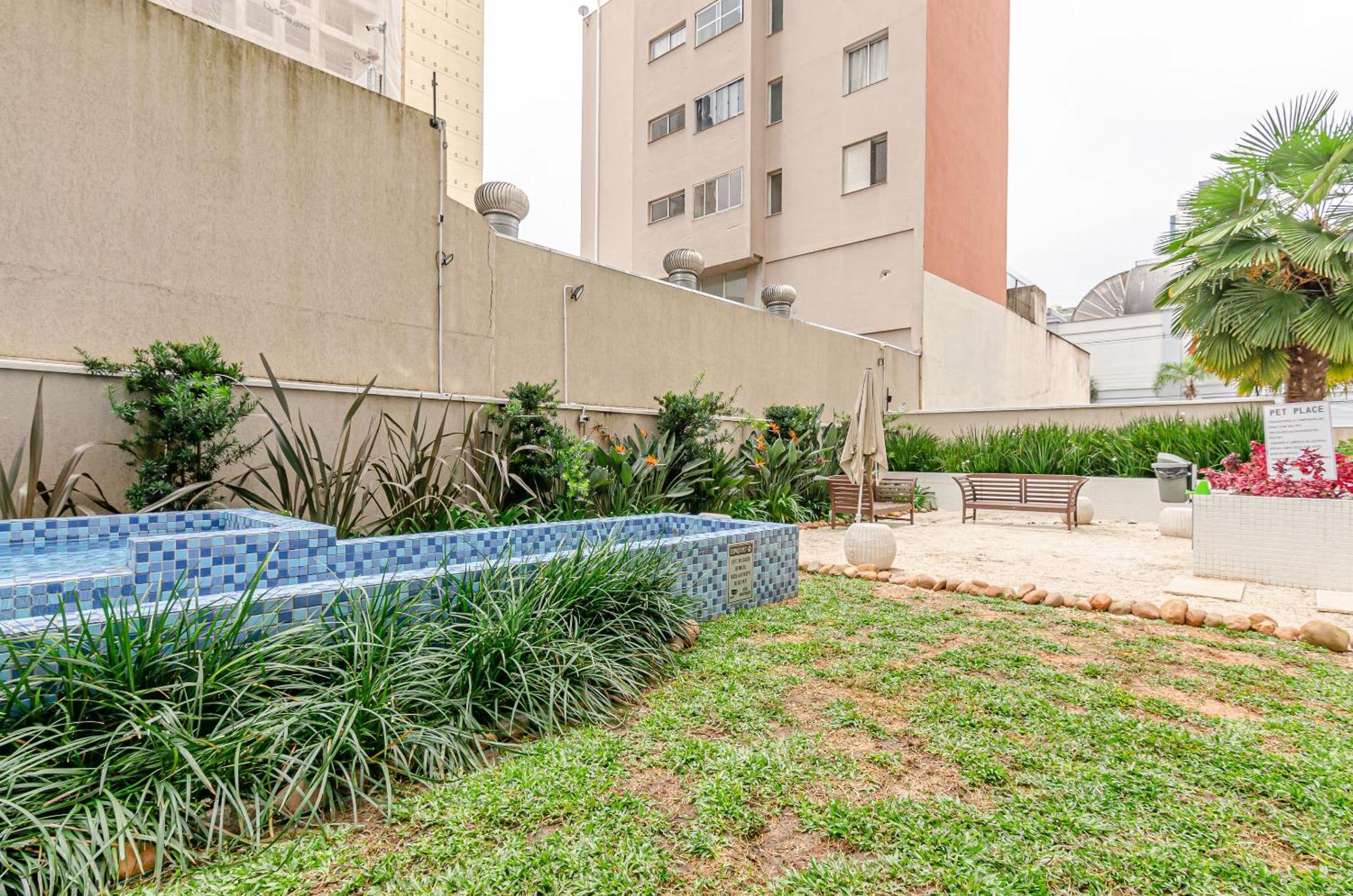 Lifespace Curitiba - Apartamentos Urooms Eksteriør billede