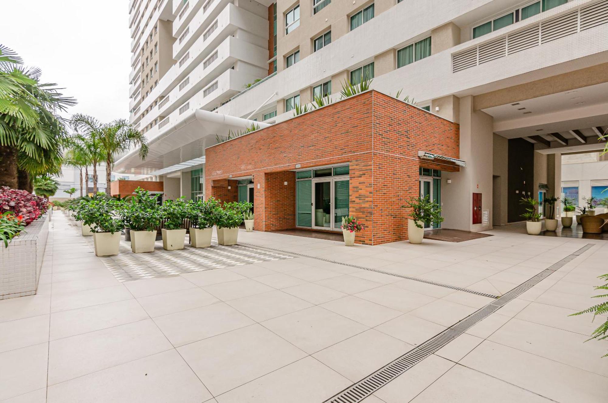 Lifespace Curitiba - Apartamentos Urooms Eksteriør billede